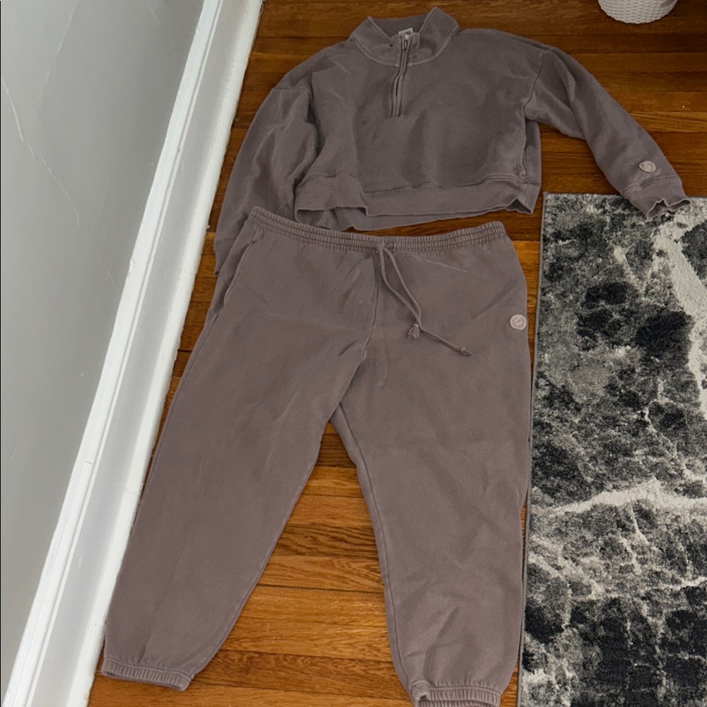 Cozy taupe Jogger Set